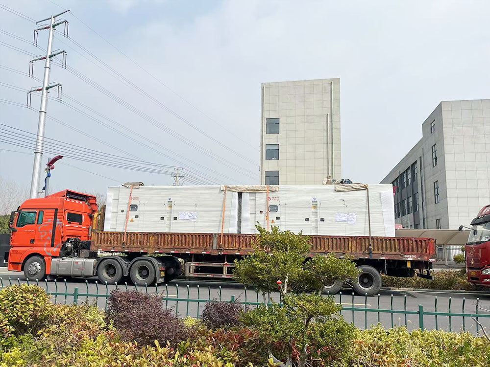 今日发货,8台低噪音机组出厂!